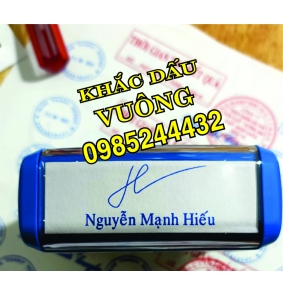 Dấu chữ ký kèm tên